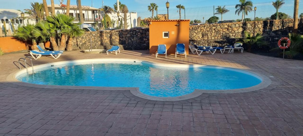 Oasis Royal 3 Piscinas Apartment Corralejo Bagian luar foto