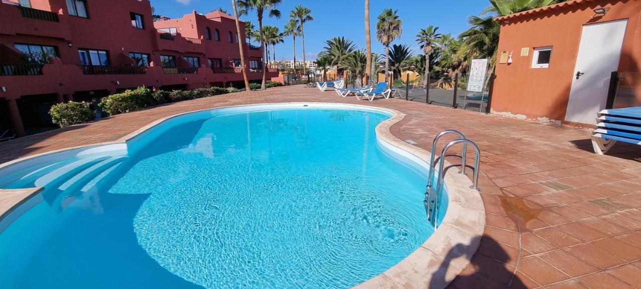 Oasis Royal 3 Piscinas Apartment Corralejo Bagian luar foto
