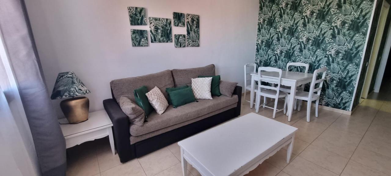 Oasis Royal 3 Piscinas Apartment Corralejo Bagian luar foto