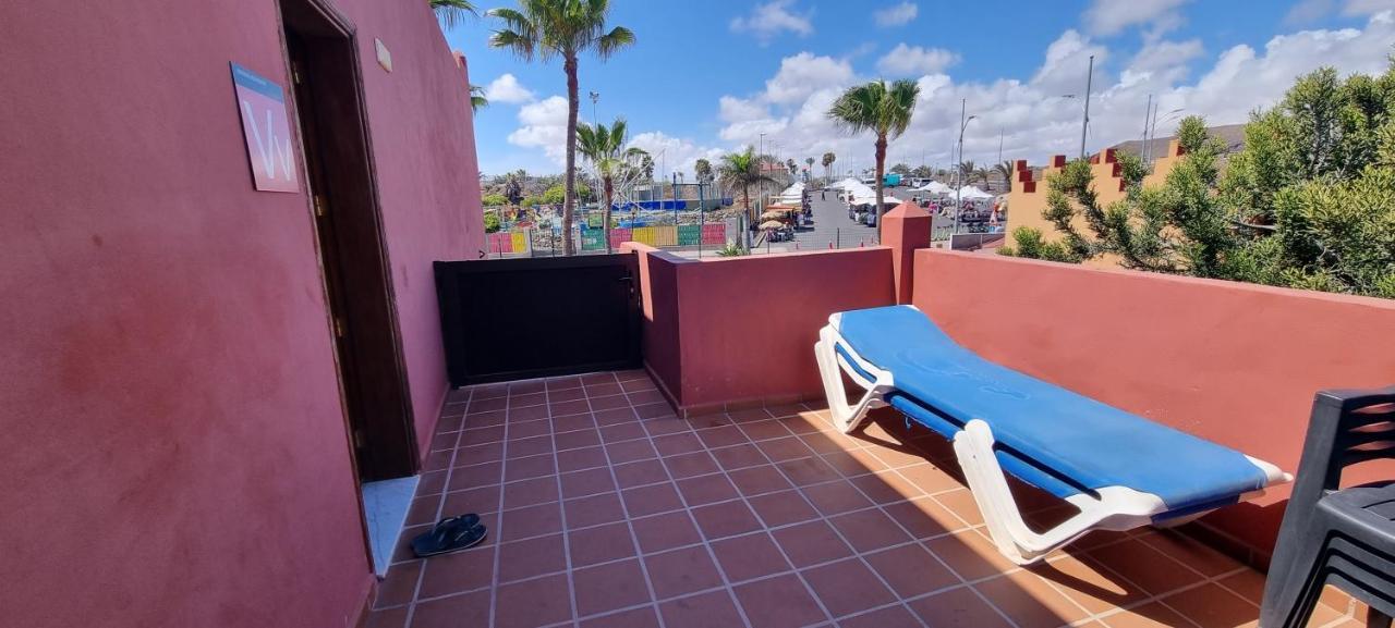 Oasis Royal 3 Piscinas Apartment Corralejo Bagian luar foto