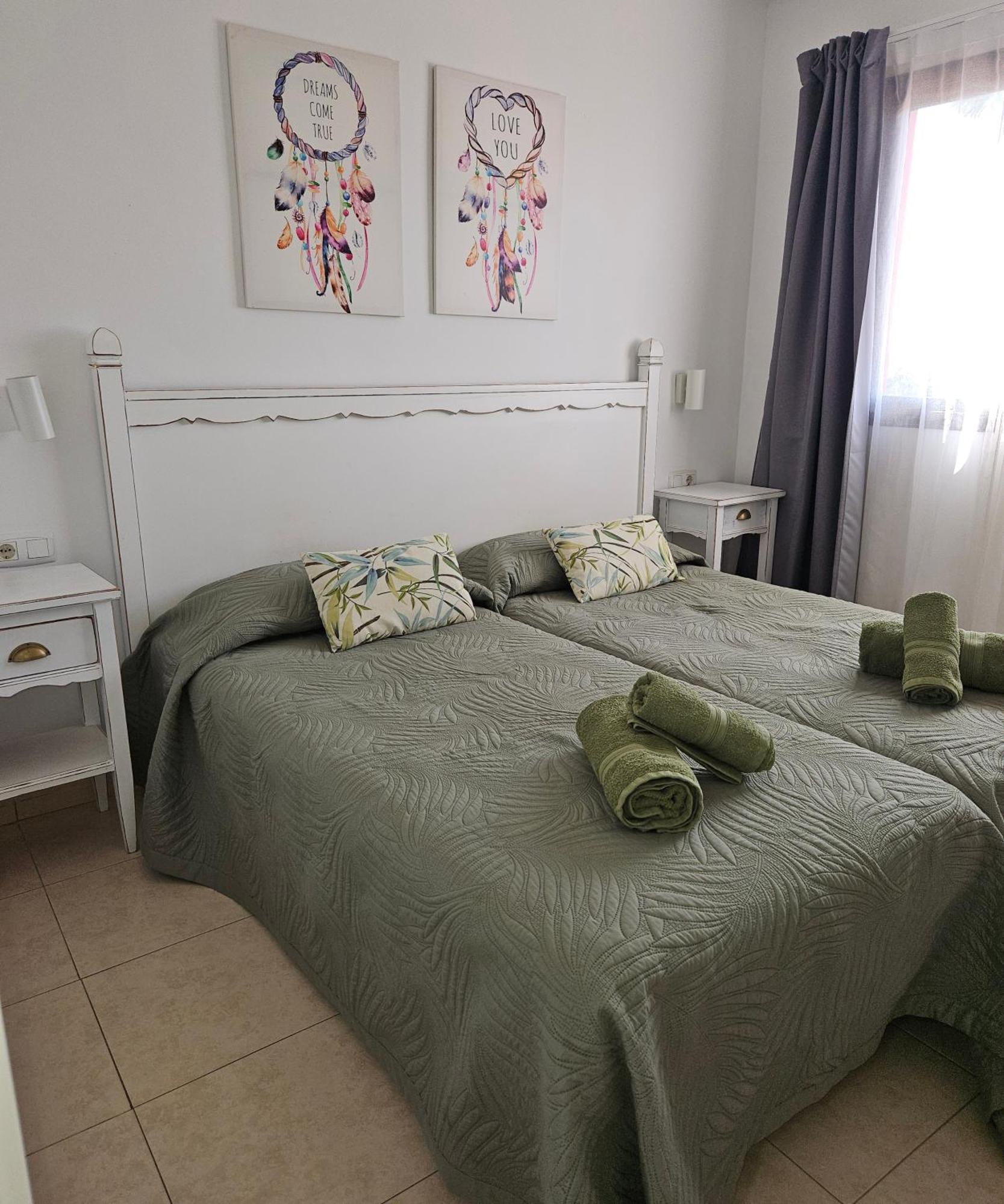 Oasis Royal 3 Piscinas Apartment Corralejo Bagian luar foto